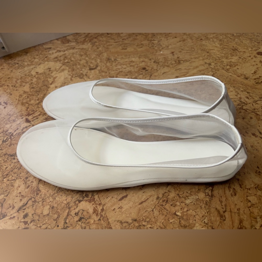 White Mesh Flats